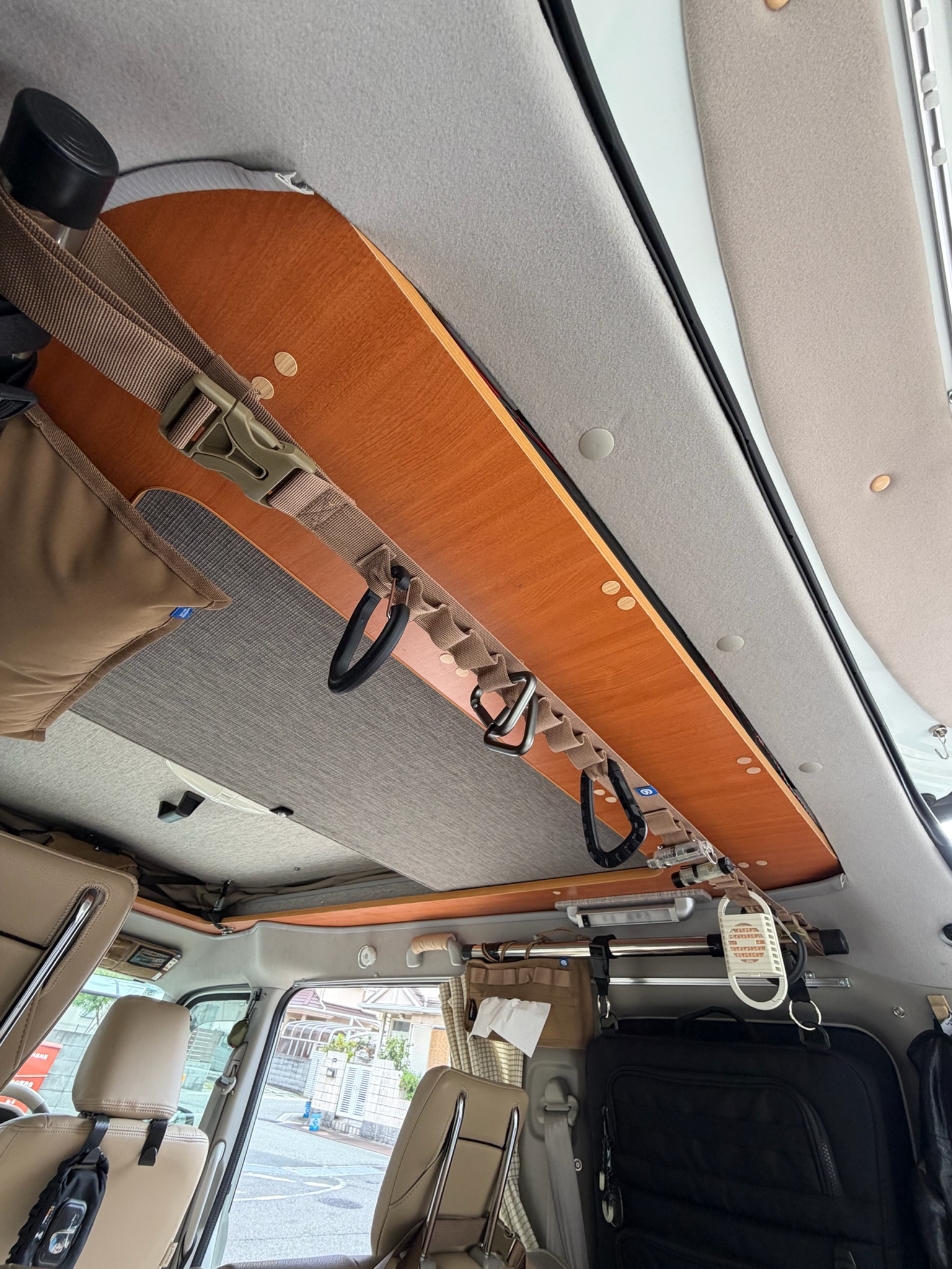 GORDON MILLER ハンギングストラップ 天井