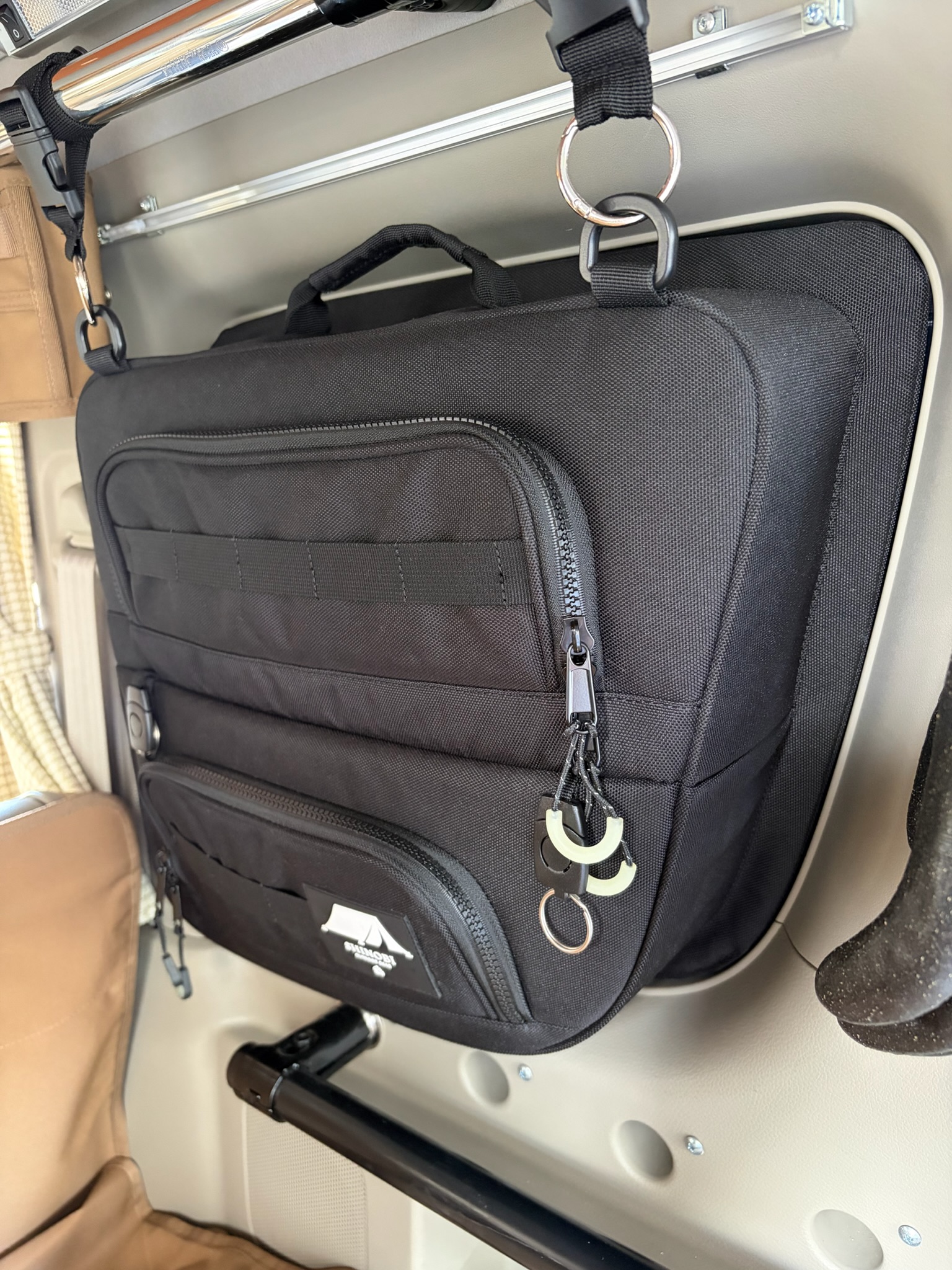 SHINOBIプラス空間 ブラインドラゲッジ