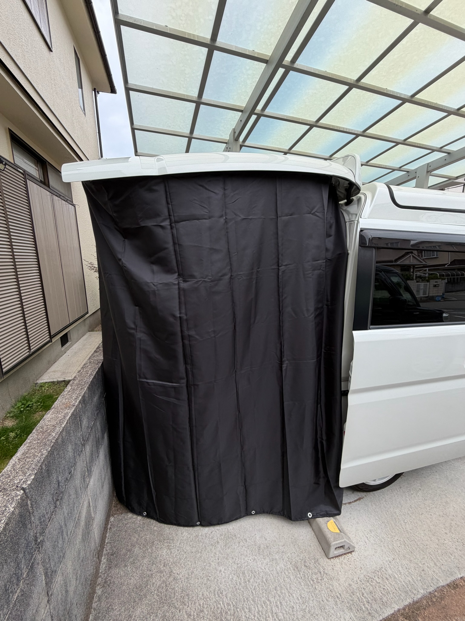 リアゲートカーテン