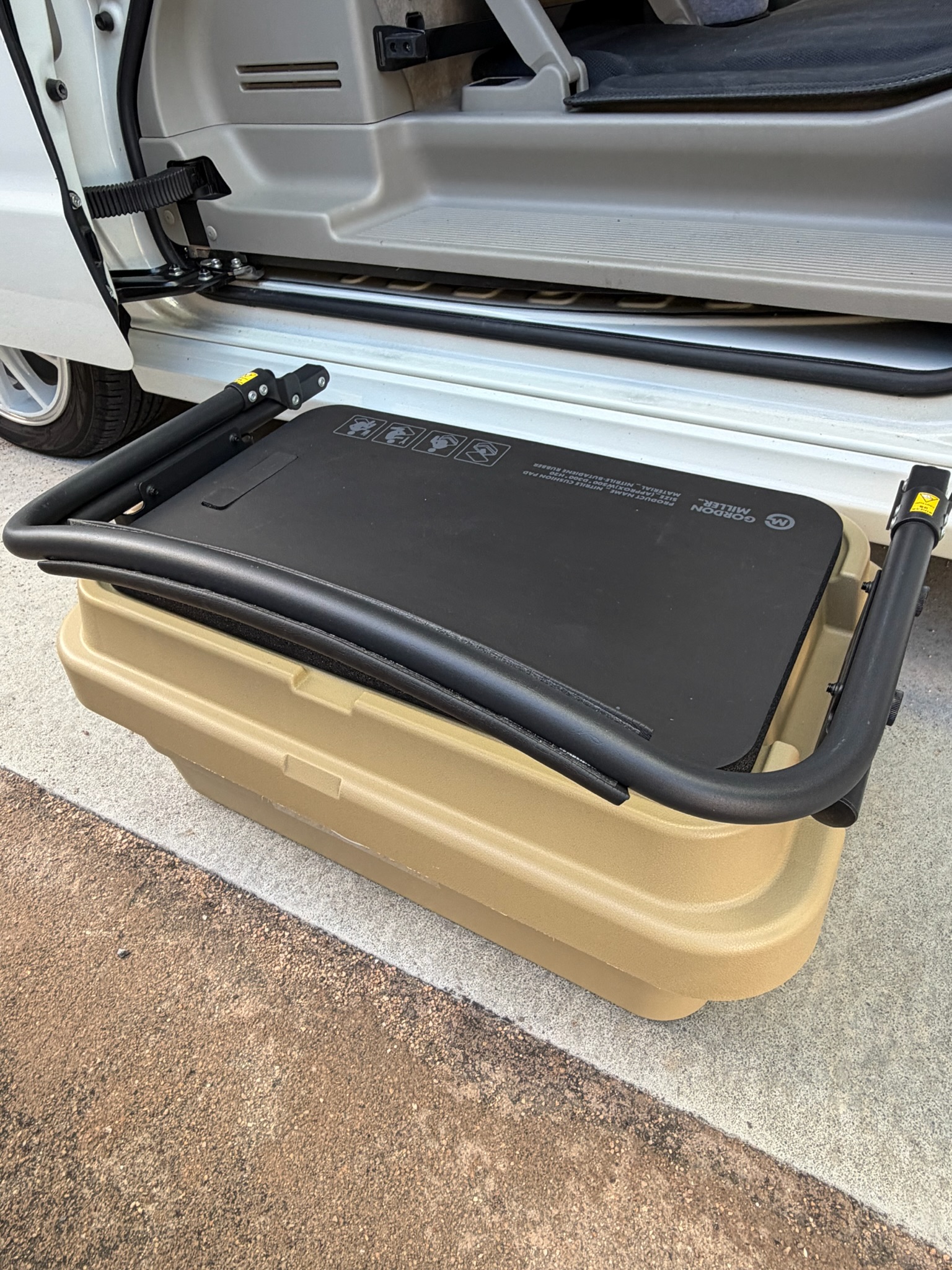 スタッキングトランクカーゴ＋ニトリルクッション 俯瞰