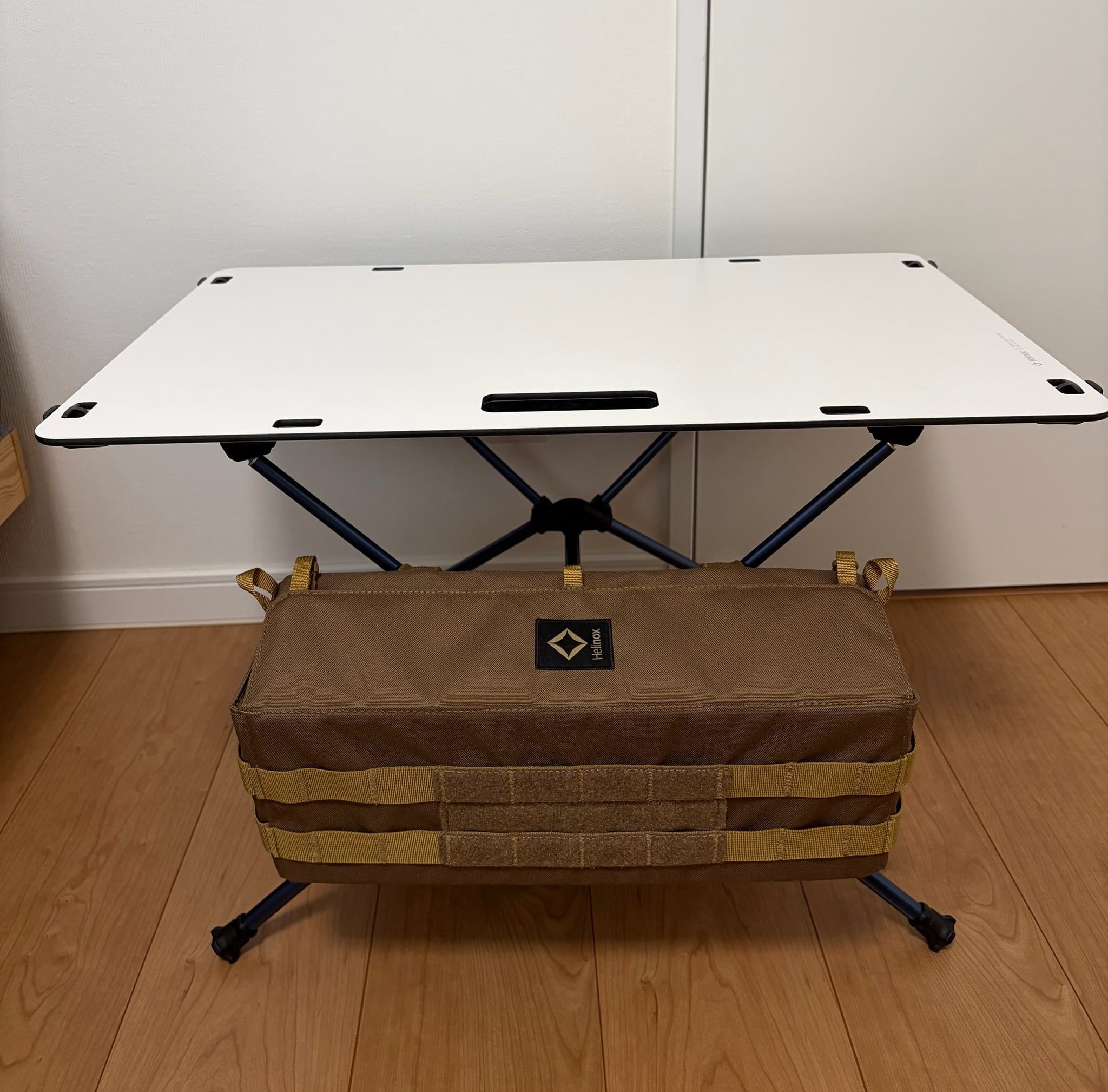 テーブルワンにサイドストレージSを装着