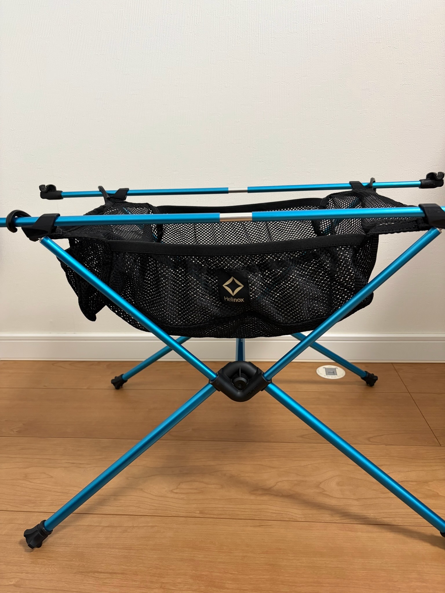 テーブルワンにストレージポケットを装着