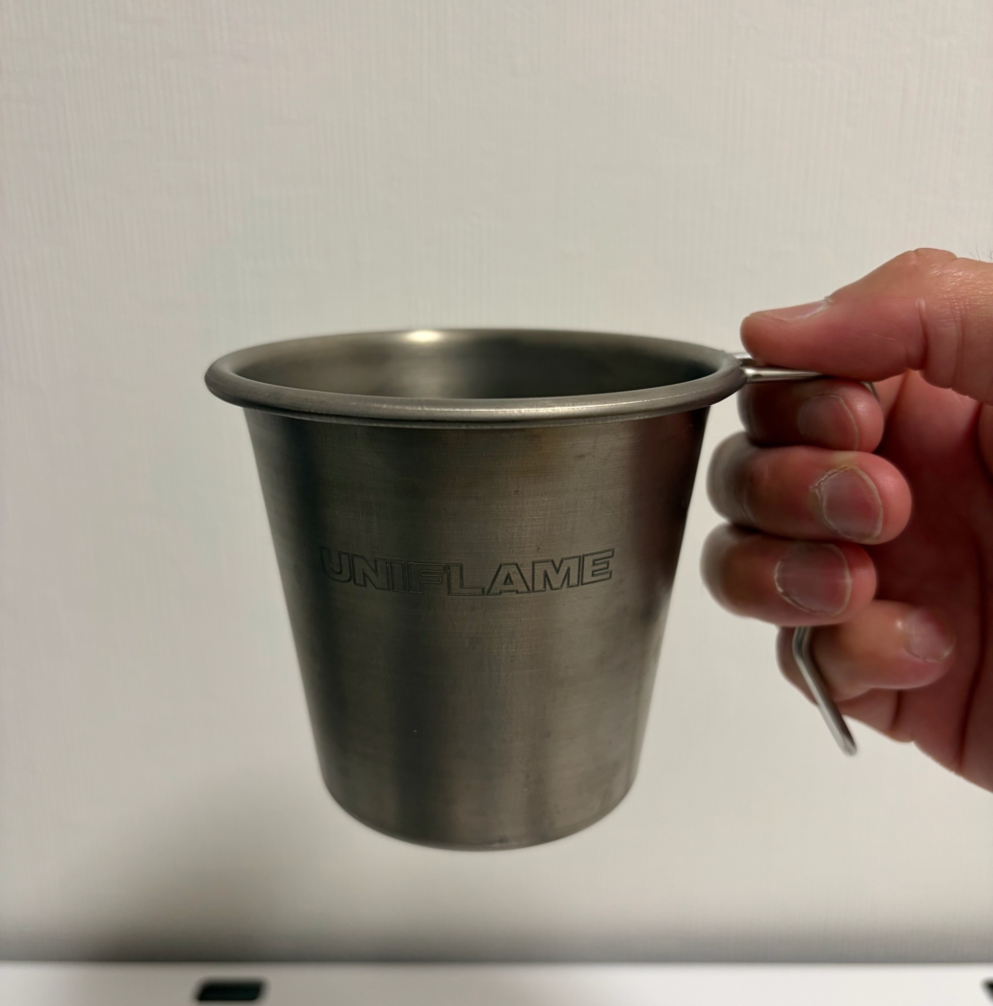 ユニフレーム スタッキングマグ350 チタン 手持ち